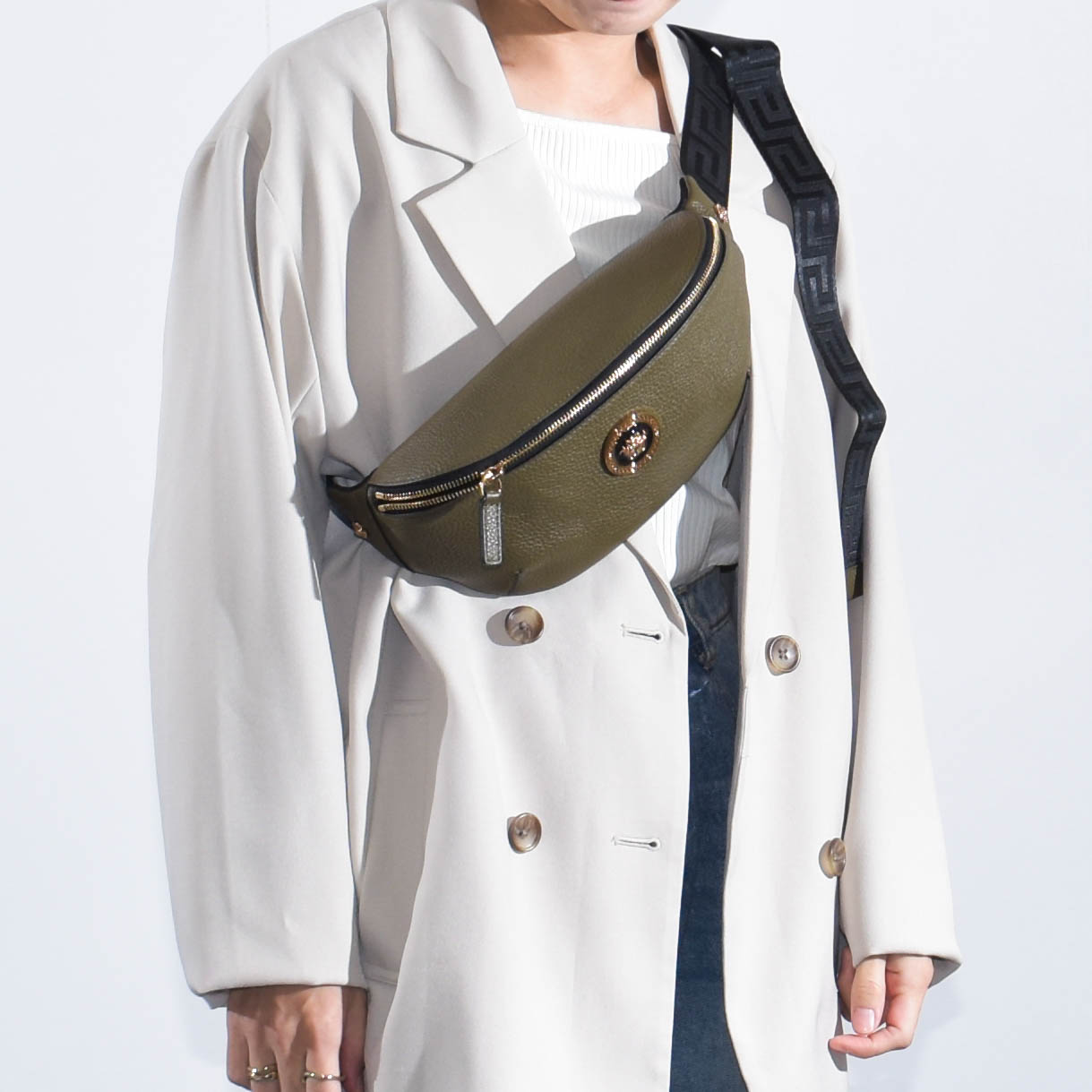 楽天市場】ヴェルサーチ バッグ ボディバッグ 本革 メデューサ