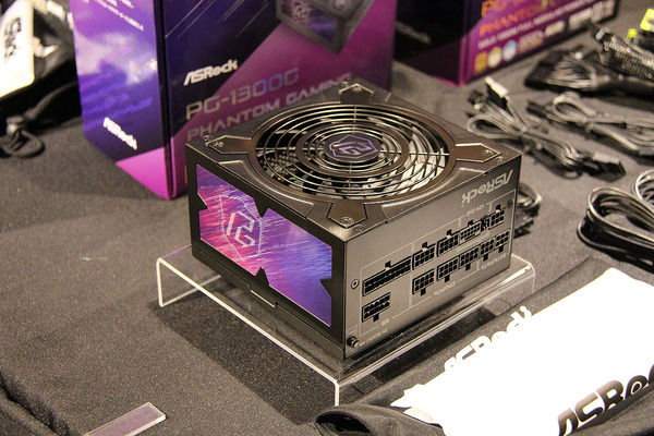 ASCII.jp：早く売って～！ ASRockが発売前の電源ユニットをイベントで
