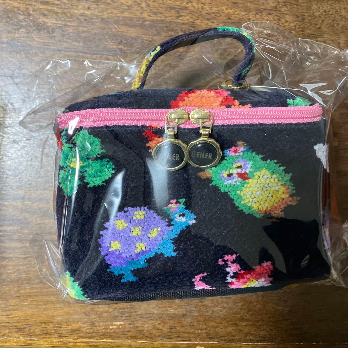 フェイラー×神崎恵 ファンキーフォーチュン 便利ポーチ ネイビー