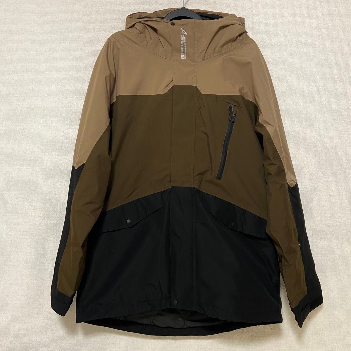 新品 ワークマン イージス防水防寒スーツ スノーブラウン 3L 上下