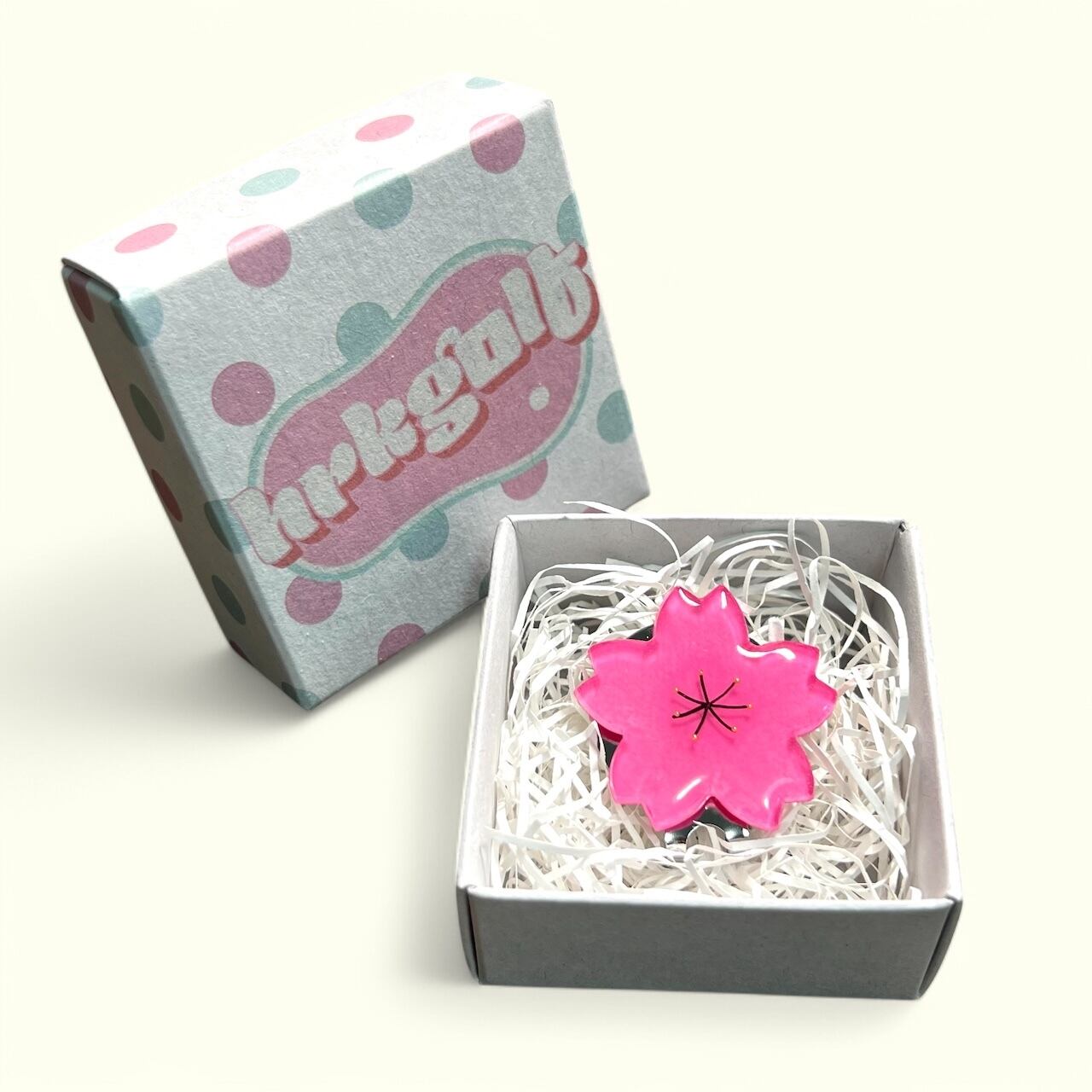 ゴルフマーカー・桜 (マグネットタイプ) | hrkgolf