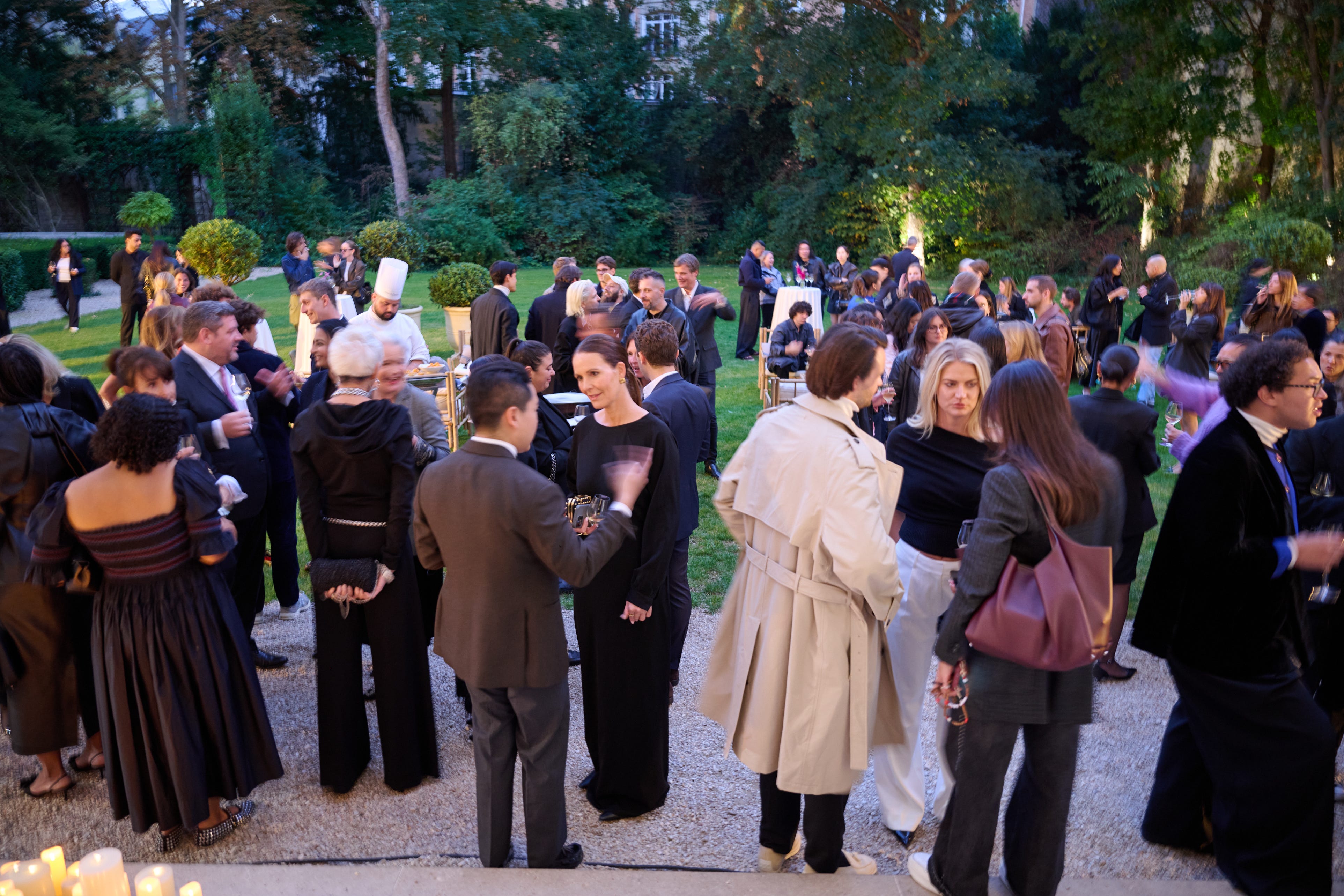 ハースト・マガジンズ、カール・ラガーフェルドの旧邸にてパリコレを