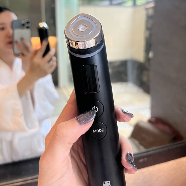 Qoo10メガ割で韓国美顔器！メディキューブ「AGE-R ブースタープロ」の