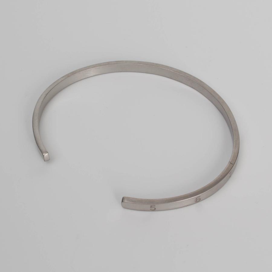 Maison Margiela（メゾンマルジェラ） ブレスレット NUMERIC SLIM CUFF