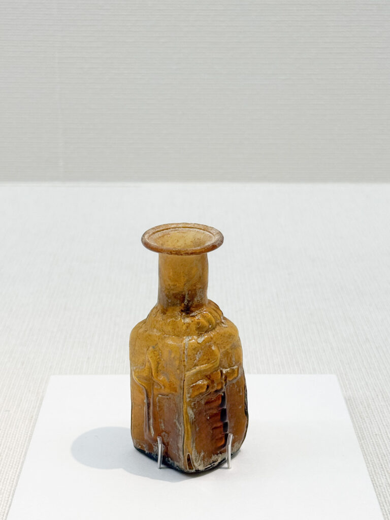 夏休みにおすすめ! 古代ガラスの展覧会