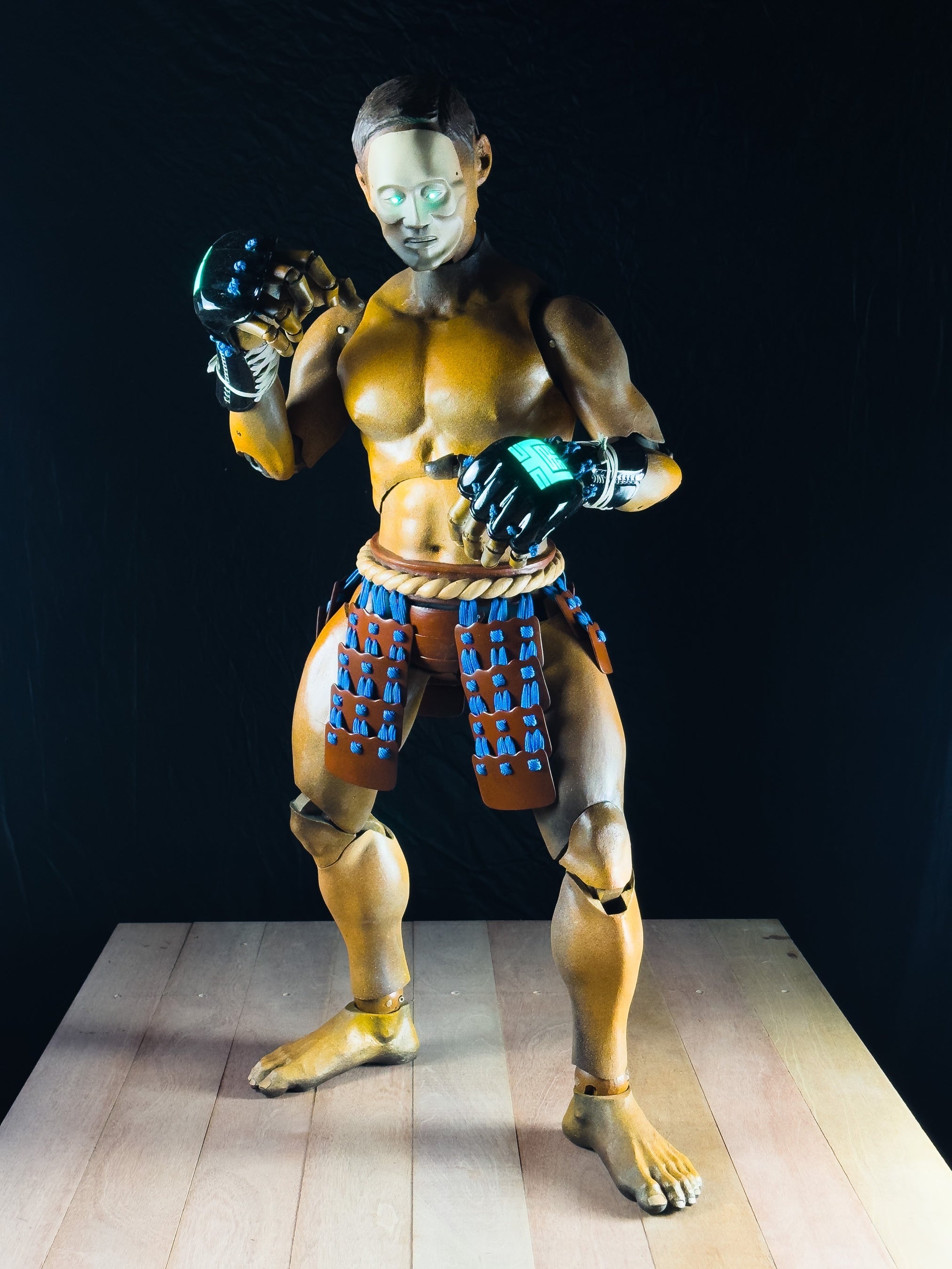 銀座 蔦屋書店】伝統芸能と現代ポップカルチャーが融合した木彫作品を