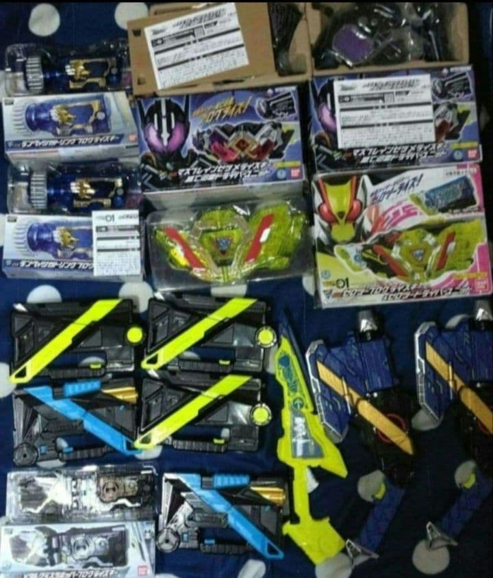 仮面ライダーゼロワン METAL BUILD 仮面ライダーゼロワン | 魂ウェブ