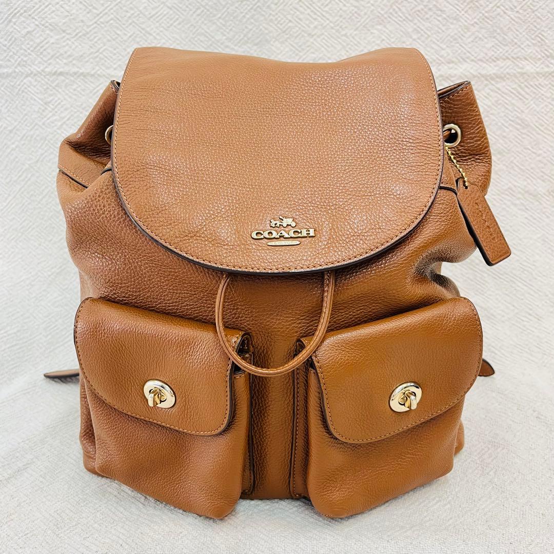 COACH コーチ バックパック ビリー リュックサック ブラウン COACH（コーチ） ボディバッグ シグネチャー イーサン パック ベージュ