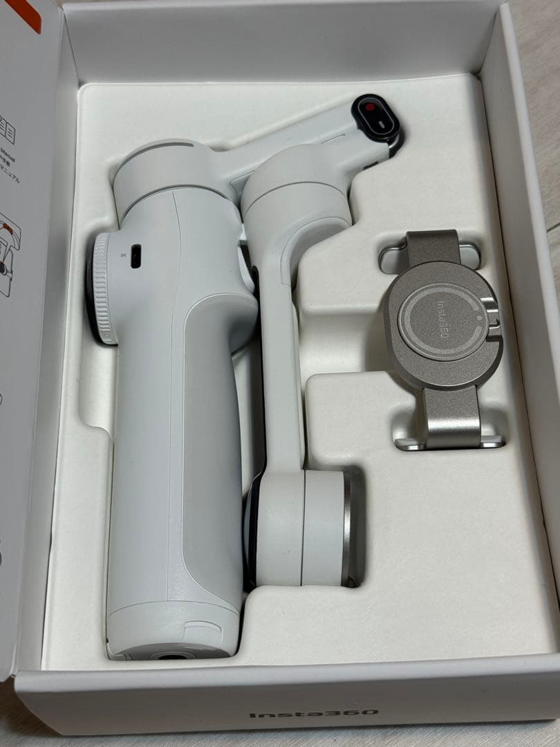 【美品】Insta360 Flow 2 Pro、iPhone用磁気アダプター付き Amazon.co.jp: Insta360 Flow 2 Pro 磁気マウントキット - 折りたたみ