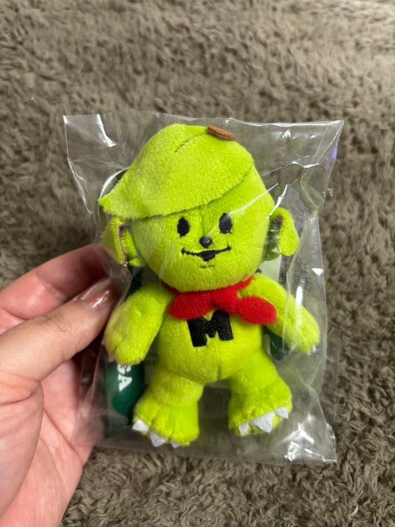 ミセス　メメル　ぬいぐるみキーホルダー メメル」のぬいぐるみ & ぬいぐるみキーホルダーの再販売が決定！ | お