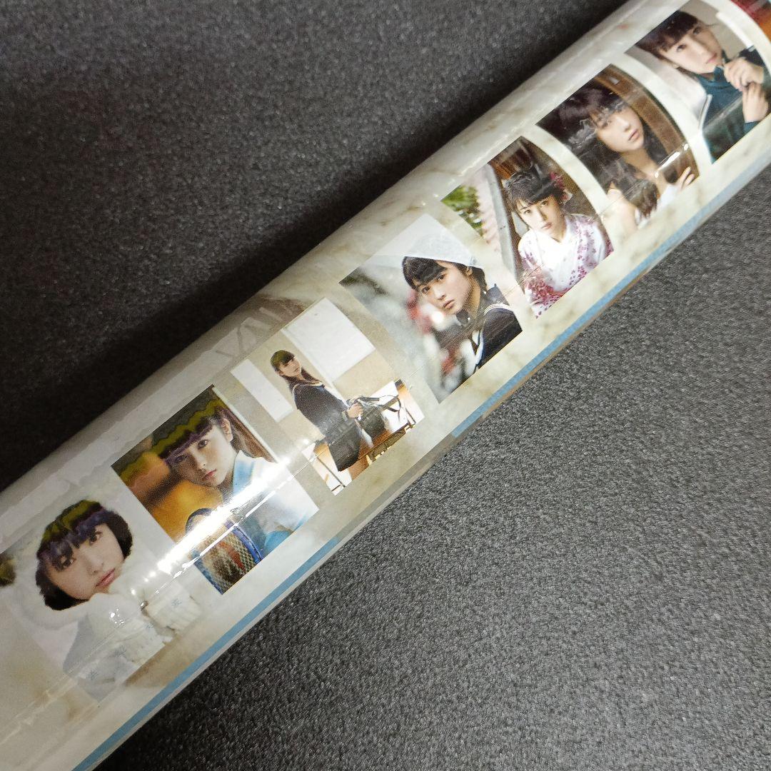 2016浜辺美波未開封 直筆サイン入りカレンダー1本 浜辺美波 限定直筆サイン入り色紙付き写真集&カレンダーブック3点