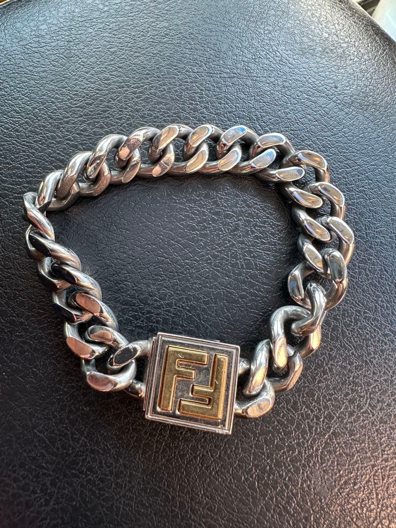 Fendi チェーンブレスレット　シルバー/ゴールド 中古・古着通販】FENDI (フェンディ) チェーンブレスレット シルバー