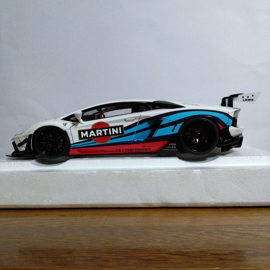1/18 LB-WORKS ランボルギーニ　アヴェンタドール