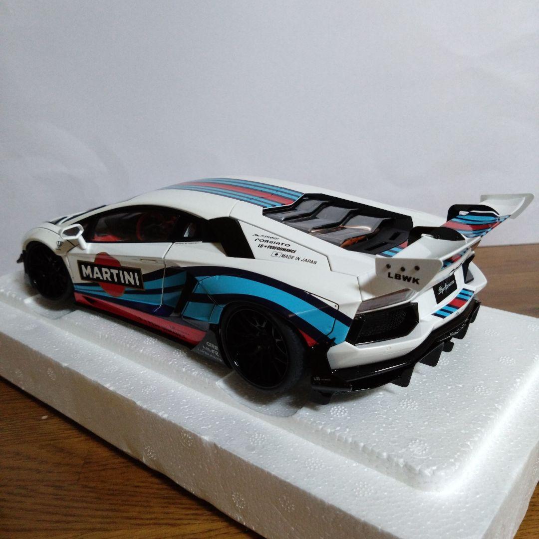 1/18 LB-WORKS ランボルギーニ　アヴェンタドール