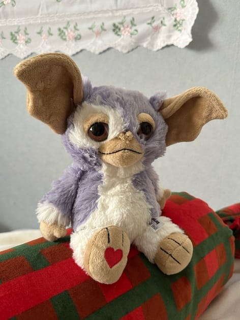 GREMLINS グレムリン】ギズモ ライラックグレーHeart 25cm | BIRTHDAY