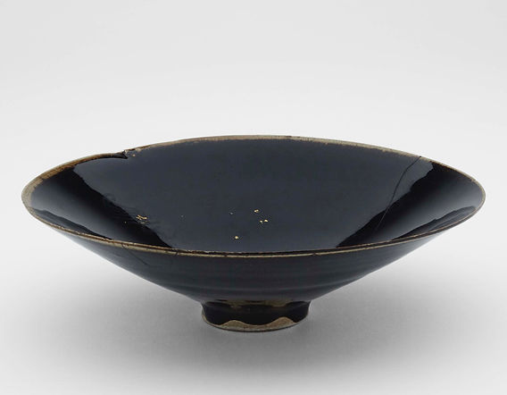 宋代筆記vol.150 救世熱海美術館：定窯黒釉金彩瑞花文碗，重要文化財